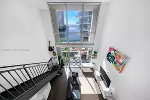 300 S Biscayne Blvd, Miami, FL 33131 - Photo 14