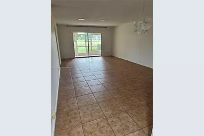 100 SW 130th Ter #106C, Pembroke Pines, FL 33027 - Photo 8