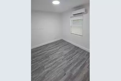855 NW 3rd Ter #2, Dania Beach, FL 33004 - Photo 4