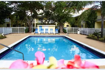 4271 NW 5th St #106, Plantation, FL 33317 - Photo 2