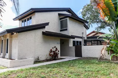 8320 SW 39th Ct, Davie, FL 33328 - Photo 48