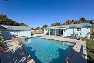 230 NW 39th Ct, Deerfield Beach, FL 33064 - Photo 2