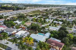 230 NW 39th Ct, Deerfield Beach, FL 33064 - Photo 30