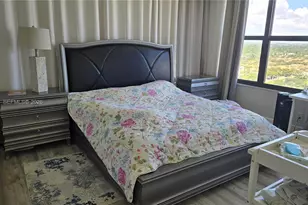2500 Parkview Dr, Hallandale Beach, FL 33009 - Photo 12