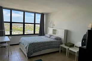 2500 Parkview Dr, Hallandale Beach, FL 33009 - Photo 20