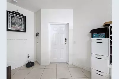 260 NW 109th Ave #206, Miami, FL 33172 - Photo 4