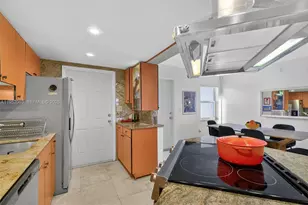 801 Meridian Ave, Miami Beach, FL 33139 - Photo 32