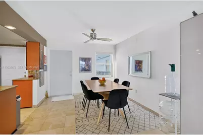 801 Meridian Ave #PHB, Miami Beach, FL 33139 - Photo 2