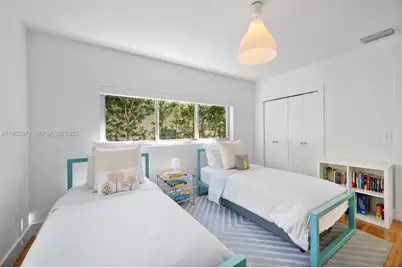 1430 N Baracoa Ave, Coral Gables, FL 33146 - Photo 18