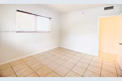 2430 NE 135th St #101, North Miami, FL 33181 - Photo 16