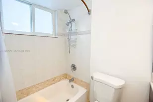 2430 NE 135th St, North Miami, FL 33181 - Photo 18