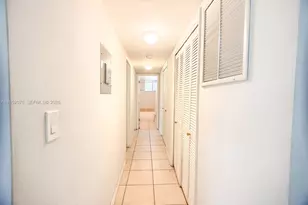 2430 NE 135th St, North Miami, FL 33181 - Photo 10