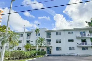 2430 NE 135th St, North Miami, FL 33181 - Photo 2