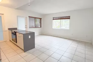 2430 NE 135th St, North Miami, FL 33181 - Photo 8