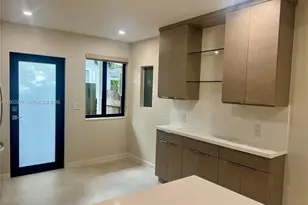 3532 Thomas Ave, Miami, FL 33133 - Photo 10