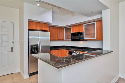 888 S Douglas Rd #1606, Coral Gables, FL 33134 - Photo 8