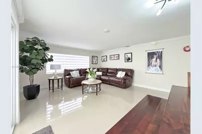 1300 SW 136th Pl, Miami, FL 33184 - Photo 10