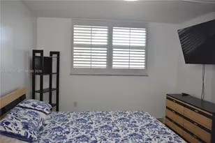 465 Ocean Dr, Miami Beach, FL 33139 - Photo 18