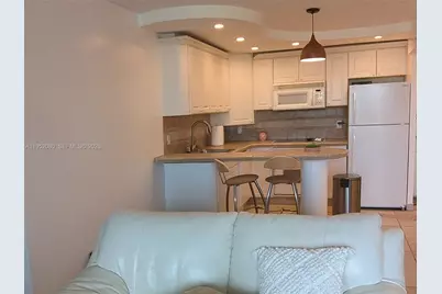 465 Ocean Dr #524, Miami Beach, FL 33139 - Photo 6