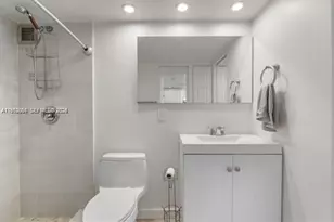 465 Ocean Dr, Miami Beach, FL 33139 - Photo 16