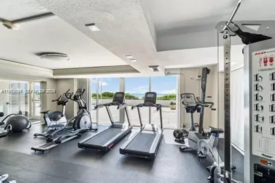 465 Ocean Dr #524, Miami Beach, FL 33139 - Photo 22