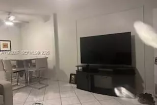 900 SW 11th Ave, Hallandale Beach, FL 33009 - Photo 20