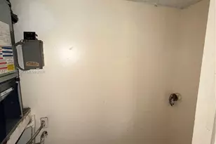 7753 Tam Oshanter Blvd, North Lauderdale, FL 33068 - Photo 6