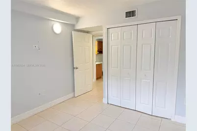 7200 NW 179th St #111, Hialeah, FL 33015 - Photo 14