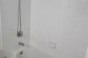 2541 Centergate Dr, Miramar, FL 33025 - Photo 10