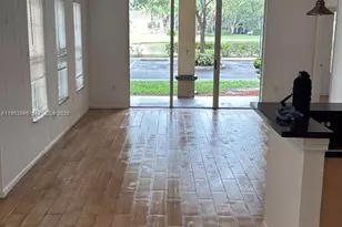 2541 Centergate Dr, Miramar, FL 33025 - Photo 28