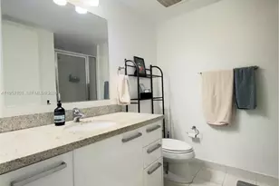 185 SW 7th St, Miami, FL 33130 - Photo 12
