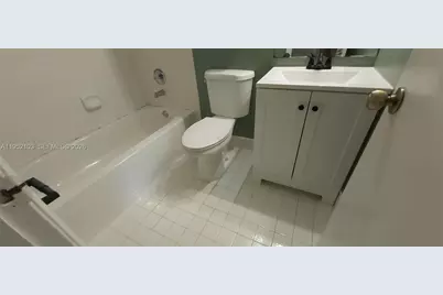 4992 SW 123rd Ter #4992, Cooper City, FL 33330 - Photo 10