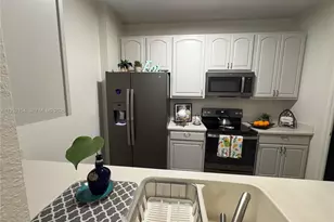 3314 Robert Trent Jones Dr, Orlando, FL 32835 - Photo 6