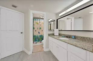 3101 N Country Club Dr, Aventura, FL 33180 - Photo 16