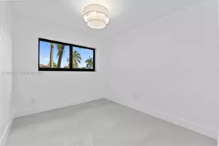 6950 W 10th Ave, Hialeah, FL 33014 - Photo 26