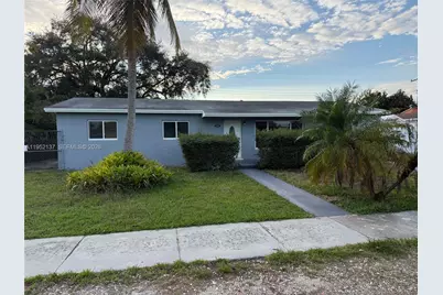 15860 SW 102 Pl, Miami, FL 33157 - Photo 2