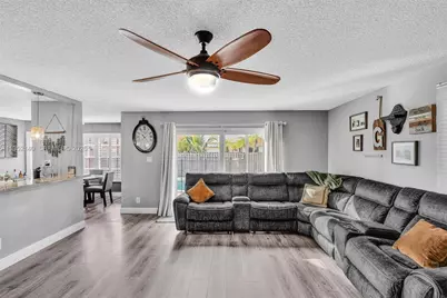 821 Somerset Ave, Davie, FL 33325 - Photo 26