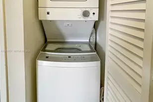 650 NW 86th Pl, Miami, FL 33126 - Photo 12