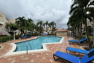 650 NW 86th Pl, Miami, FL 33126 - Photo 16