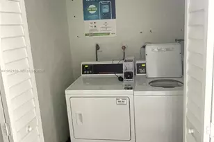 1674 Bay Rd, Miami Beach, FL 33139 - Photo 14