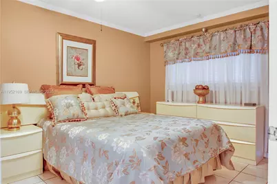 17800 N Bay Rd #605, Sunny Isles Beach, FL 33160 - Photo 20