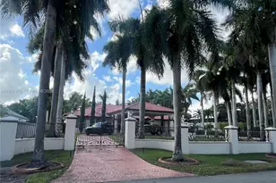 450 NW 130th Ave, Miami, FL 33182 - Photo 2