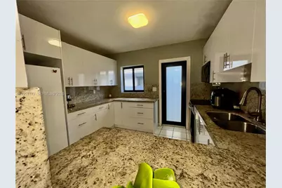 3297 SW 26th St #3299, Miami, FL 33133 - Photo 6