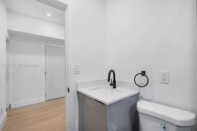 629 SW 10th Ave #1, Miami, FL 33130 - Photo 8