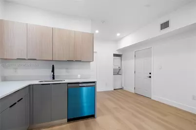 629 SW 10th Ave #1, Miami, FL 33130 - Photo 14