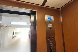 9360 Fontainebleau Blvd, Miami, FL 33172 - Photo 14