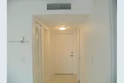 9360 Fontainebleau Blvd #603, Miami, FL 33172 - Photo 4