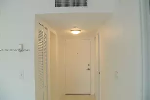 9360 Fontainebleau Blvd, Miami, FL 33172 - Photo 4