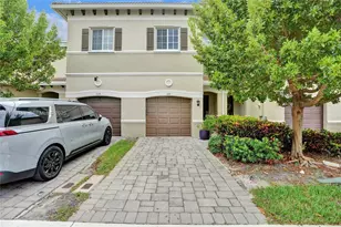 358 SE 1st Way, Deerfield Beach, FL 33441 - Photo 2