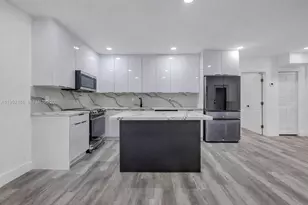 8281 NE 2nd Ct, Miami, FL 33138 - Photo 4